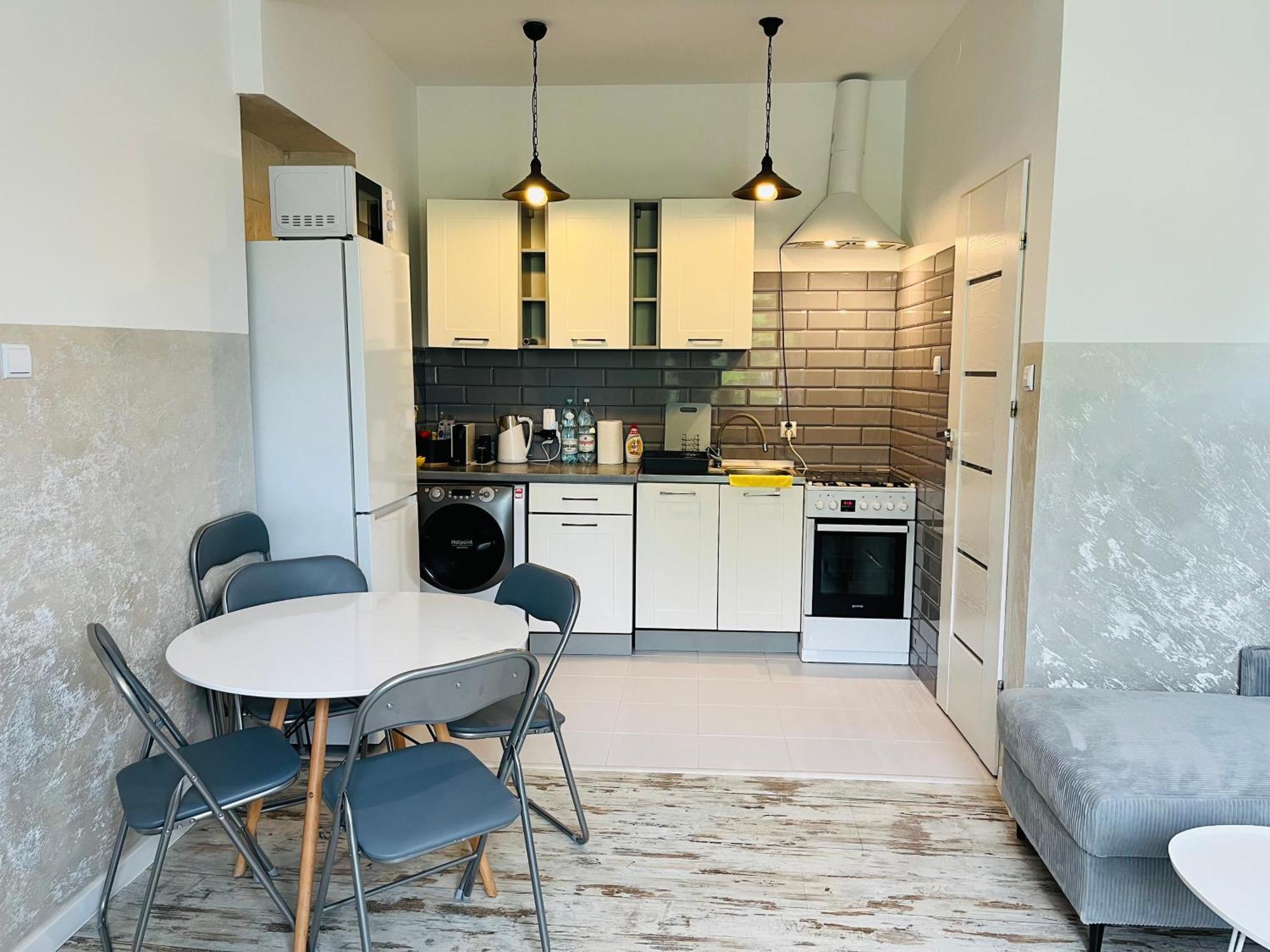 Apartament Ogrodowy Lägenhet Miechów Exteriör bild